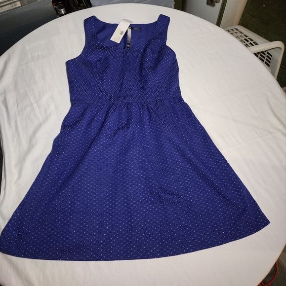 Kensie Cobalt Blue and White Sweetheart Neck Line Midi Dress - Picture 14 of 16